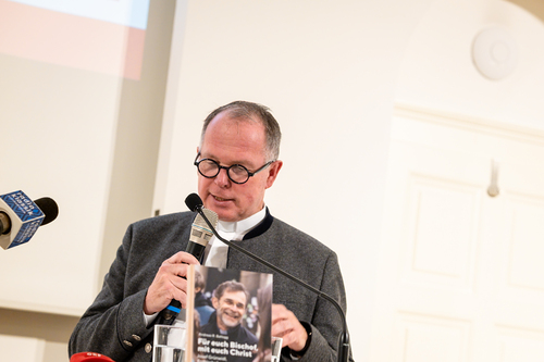 Buchpräsentation Für euch Bischof, mit euch Christ